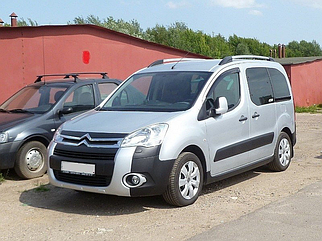 Дефлектори вікон, вітровики на Peugeot Partner II 2008 — 2018 (скотч) AV-Tuning