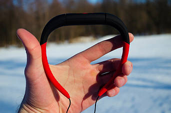 Водонепроницаемый MP3-плеер для плавания фотообзор 12