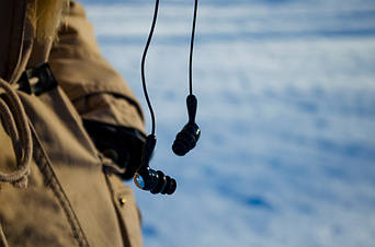 Водонепроницаемый MP3-плеер для плавания фотообзор 11