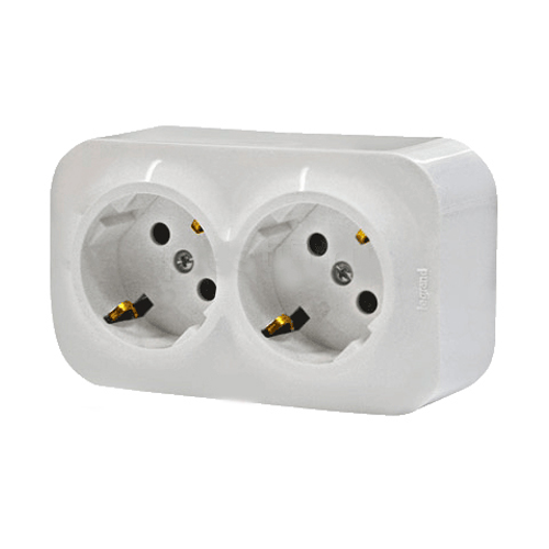 Блок розеточний 2-й із заземл. та шторками, кут отворів 45° IP20 Білий Forix/Quteo 782423 (782437), фото 1