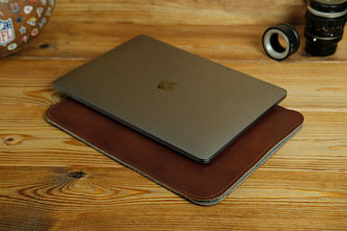 Шкіряний чохол для MacBook з повстю, Шкіра Італійський Краст, колір Коричневий