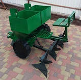 Дворядна саджалка картоплі КСНМ2 навісна до мінітрактора (лепесткові підгортачи, сідушка),об'єм бункера 150л, фото 6
