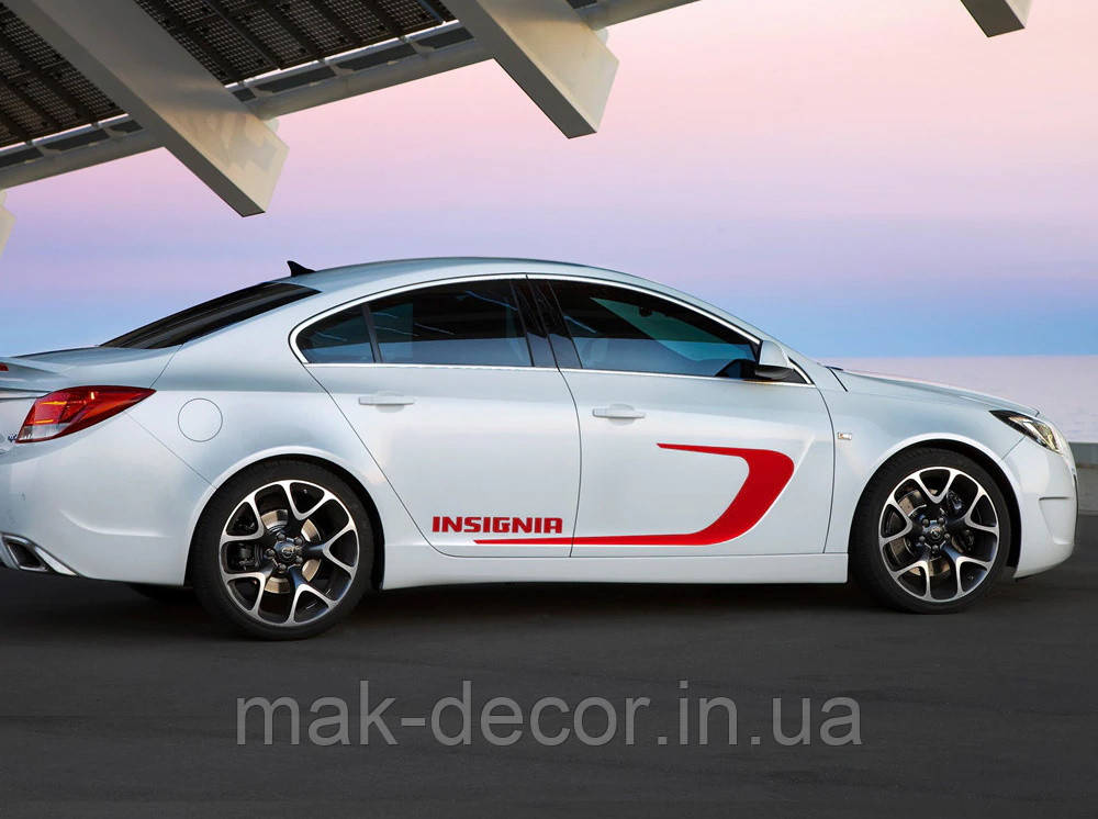 Вінілові наклейки на авто " Полоси Insignia "  45х180 см  2 шт