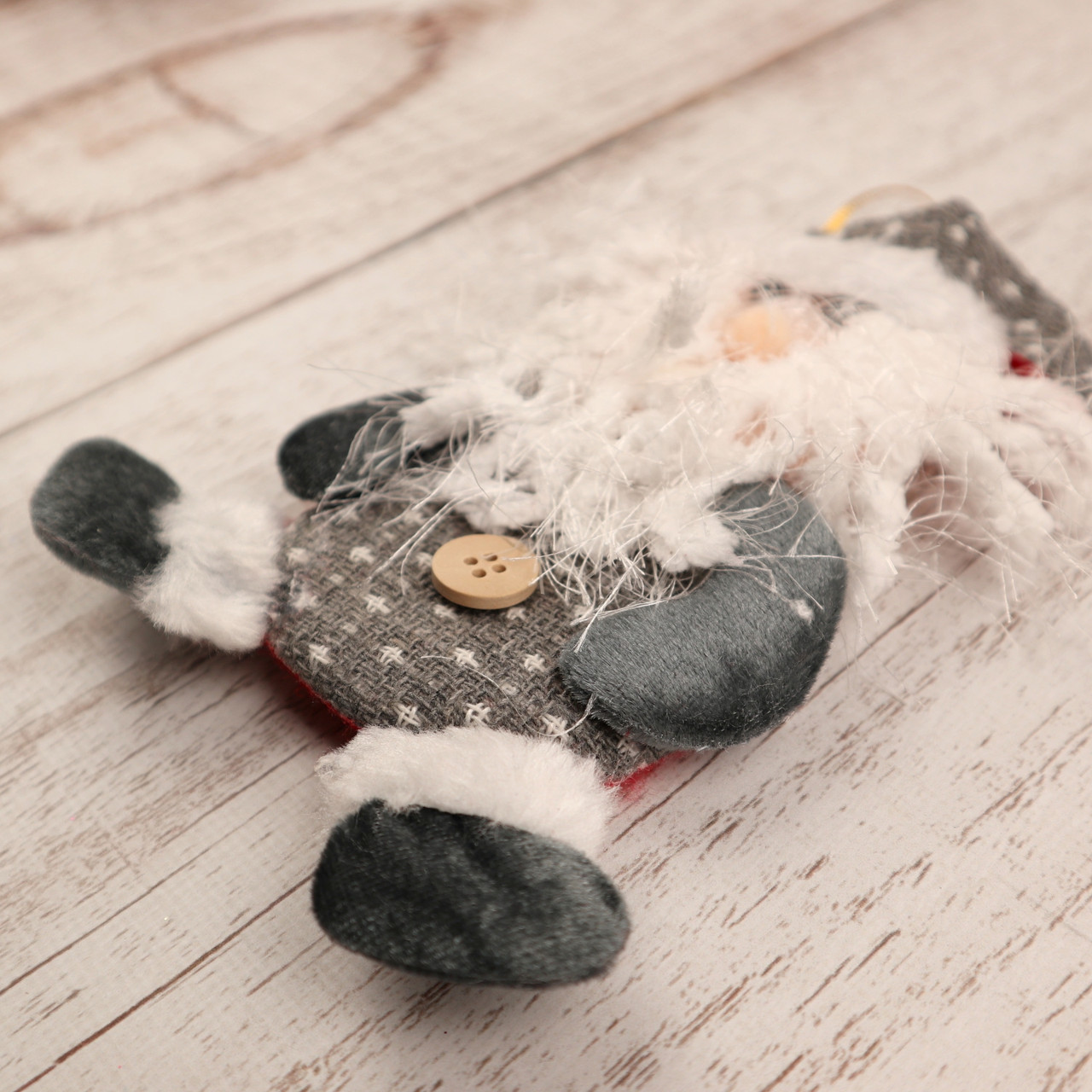 Елочное украшение Санта Клаус 17 см серый Св.Николай новогодний декор мягкая игрушка-подвеска (Настоящие фото) - фото 4 - id-p1527689507