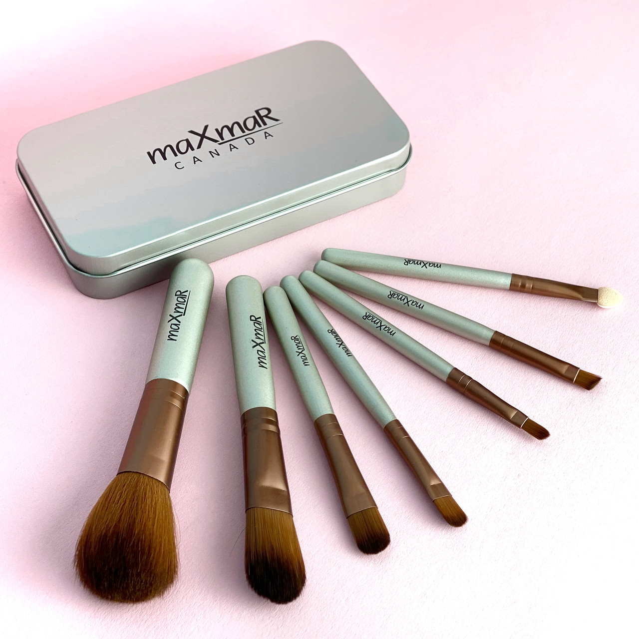Набор кистей для макияжа в металлическом футляре MaXmaR MB-209 - фото 1 - id-p1528099768