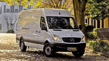 Радіатор кондиціонера Sprinter 906 від 2006 г із двигунами 1,8-,3,5 (Радіатор кондиціонера Мерседес Спринтер), фото 3