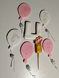 Цифра з кульками золота "4"