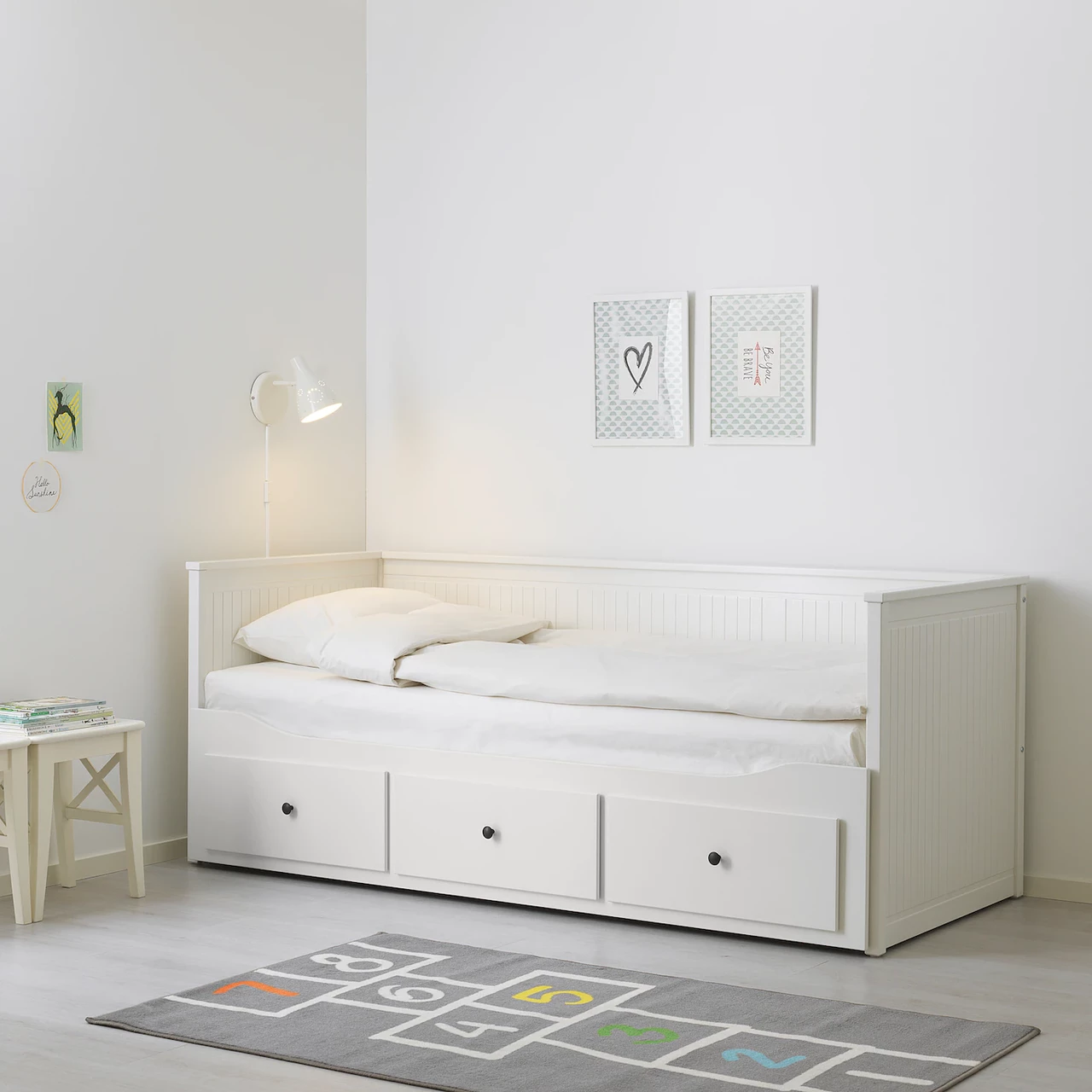 IKEA HEMNES Кушетка с 3 ящиками, 2 матраса, белый / фирма Осванг (894.281.07) - фото 2 - id-p1528990895