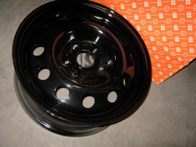 Диск колісний 15х6; 5х112; ET43; DIA57,1 VW Golf черн (в упак.) DK 1J060102-2