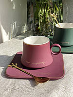 Чашка (кофейная) керамическая с квадратным блюдцем и чайной ложкой «Автобиография» | 180мл | бордовая