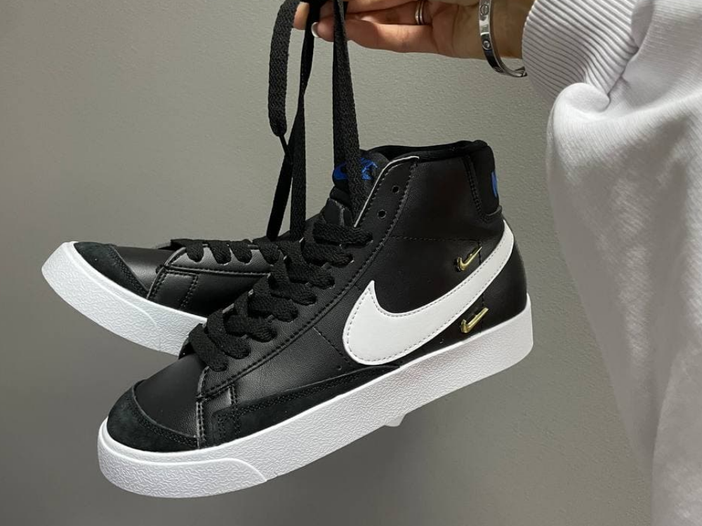 Женские кроссовки Nike Blazer Mid 77 Metallic Swoosh Black CZ4627-001 - фото 5 - id-p1529346971