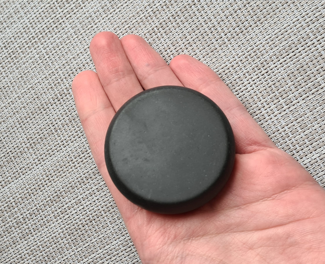 Камінь СПА 6×6×1.6 см базальт круглий