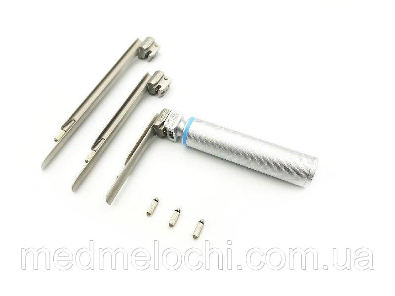 Ларингоскоп в наборі з 3-ма клинками по Miller з додатковими лампочками Tisson Medical