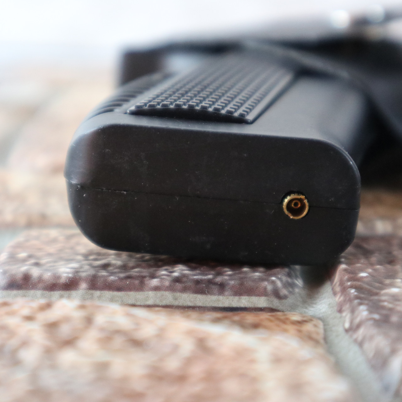 Подарочная зажигалка пистолет металлический Leather macine 608 в кобуре (Оригинальные фото) - фото 3 - id-p1529913109