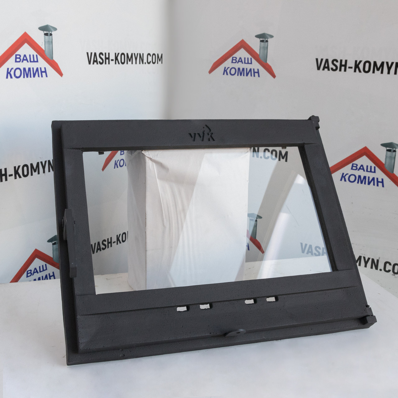 Пічні дверцята з чавуну 54 х 44 см