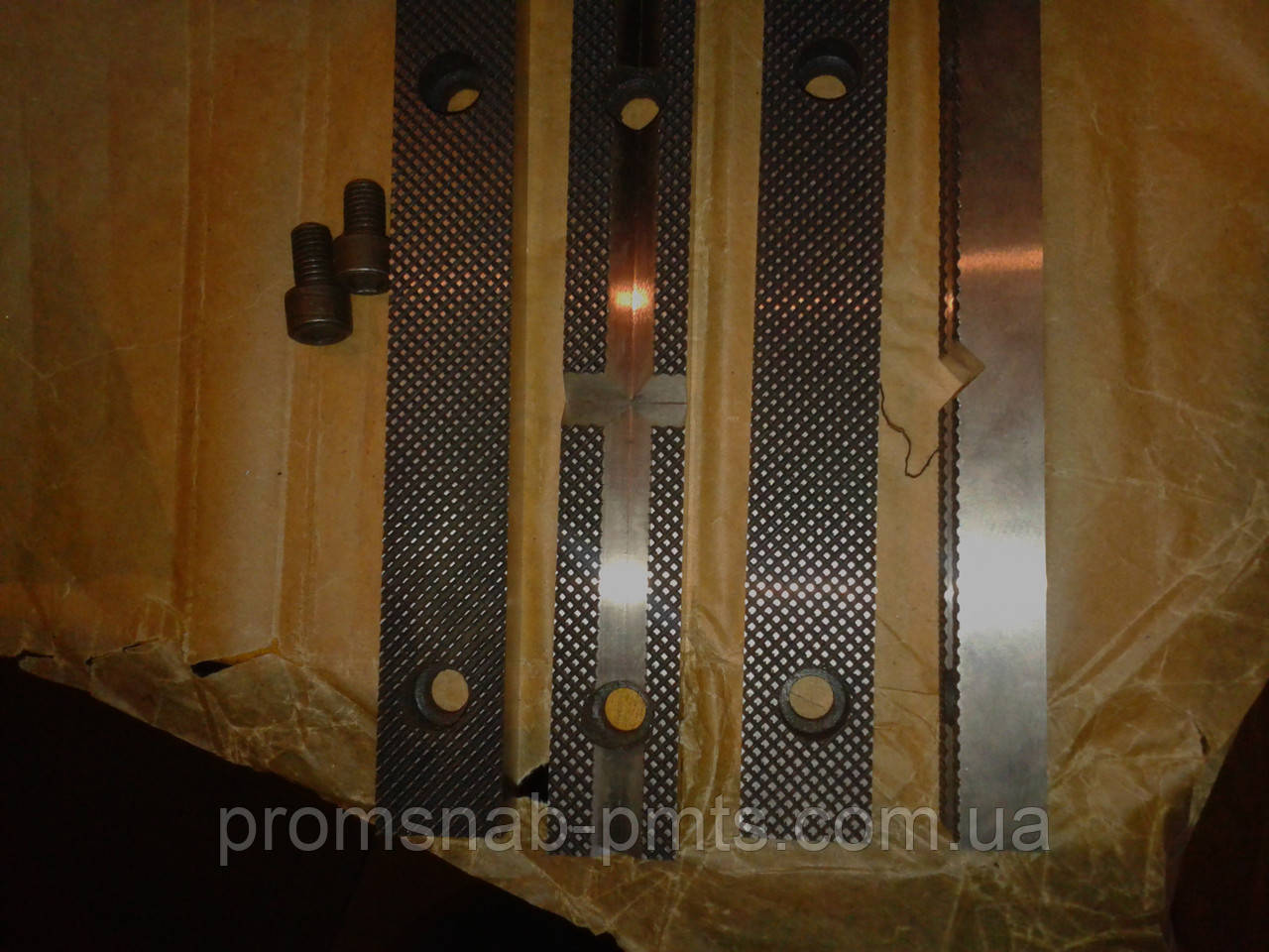 Губки накладные для слесарных тисков 200 мм с призматическим пазом ...