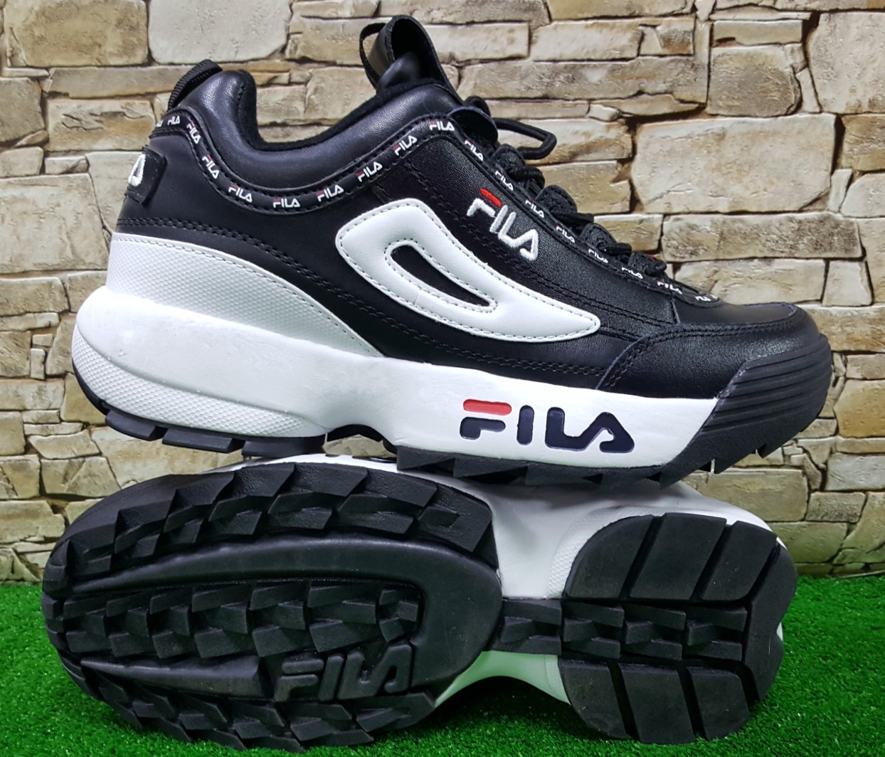 Жіночі шкіряні кросівки FILA Disruptor II "White/"black р.40-(25,5)см