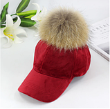 Чорна кепка з хутряним бубоном із єнота., фото 8