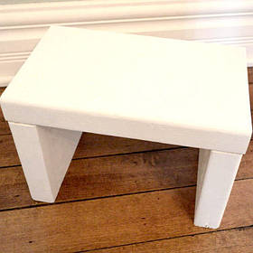 Стільчик "Ценарія"