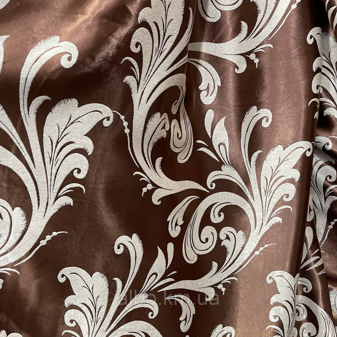 Щільна шторна тканина велюр блекаут софт кольору молочний шоколад з вензелями, висота 2.8 м на метраж (202-2)