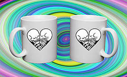 Парні білі чашки з принтом "Черепа серце"