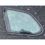 Скло заднього дверей лівого/правого (форточка) Volkswagen Golf 5, фото 2