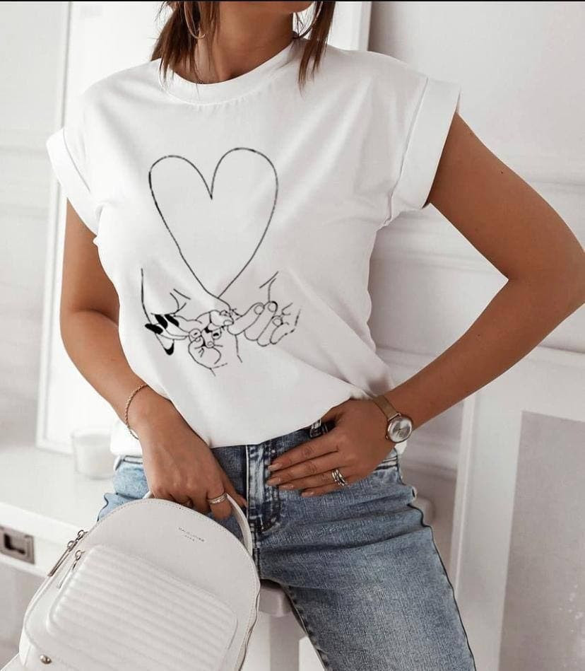 Жіноча футболка з принтом "Руки скріплені серцем" Push IT