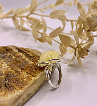 Кольцо из серебра с янтарем, перстень срібний з бурштином