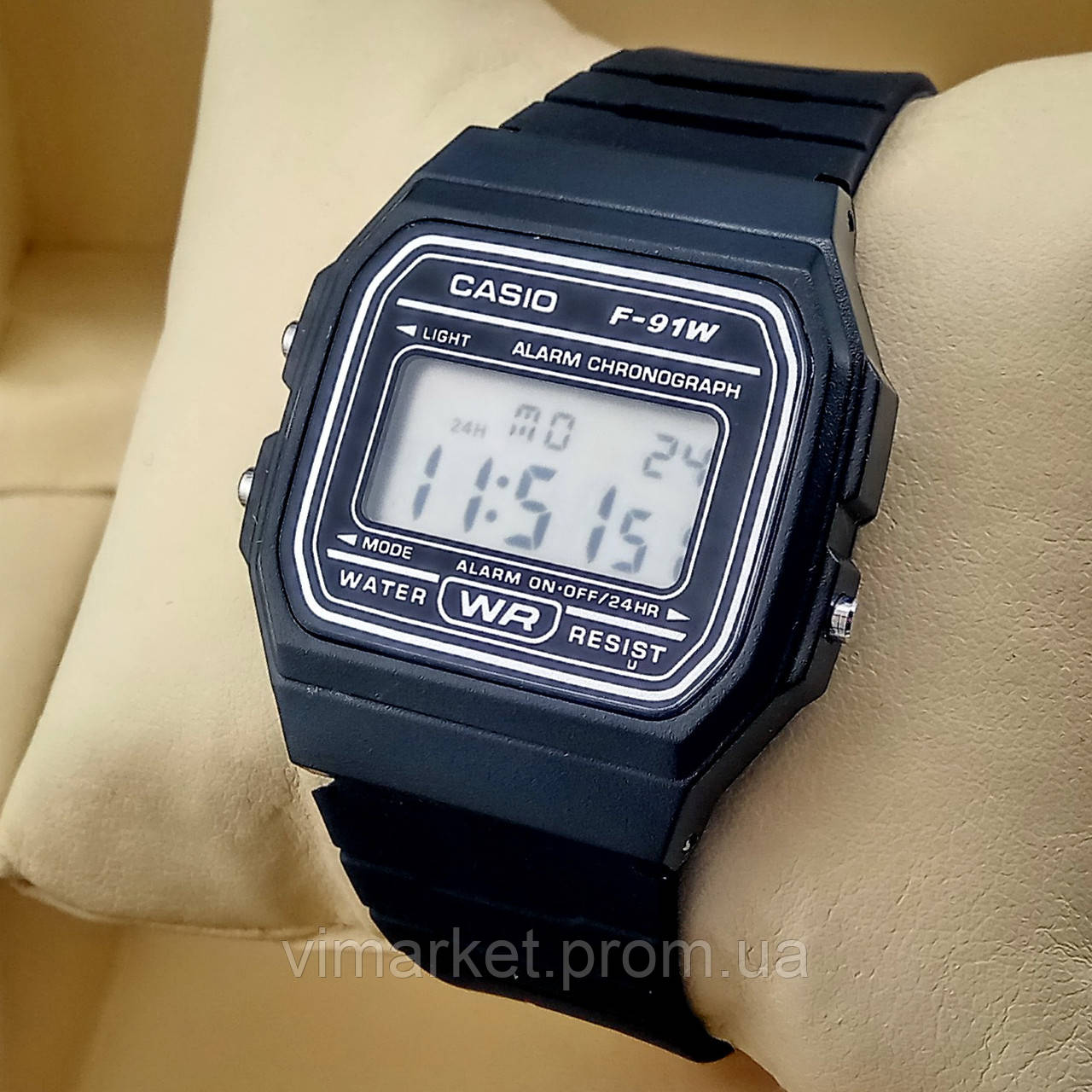 Легендарний чоловічий кварцовий (електронний) наручний годинник Casio (касіо) F-94W Old School Design чорного кольору