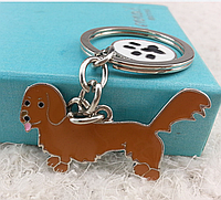 Брелок на ключи металл серебристый собака пес порода такса рыже кофейная
