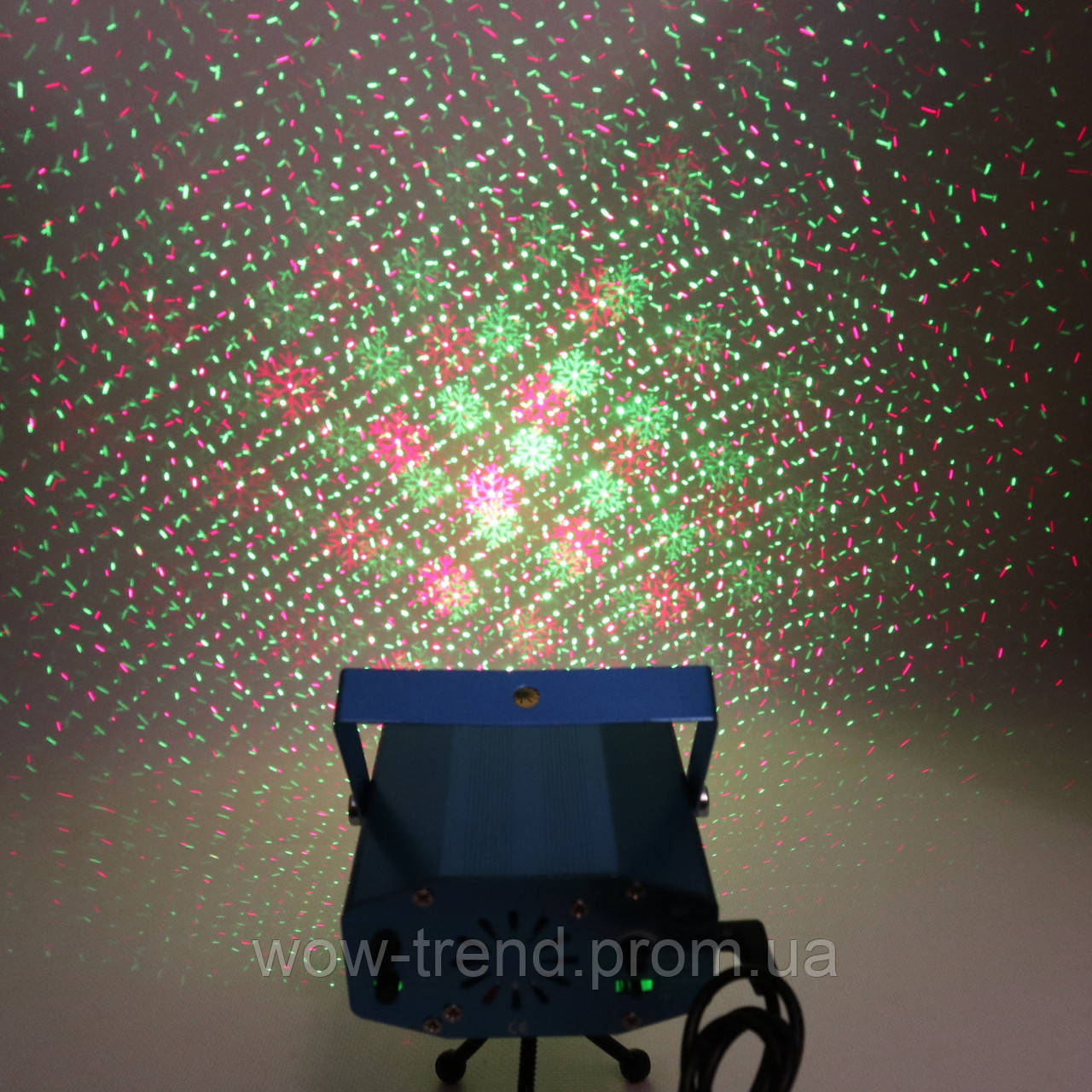 Лазерный новогодний проектор на стену дома, в помещении Mini Laser Stage Lighting - фото 9 - id-p1530782157