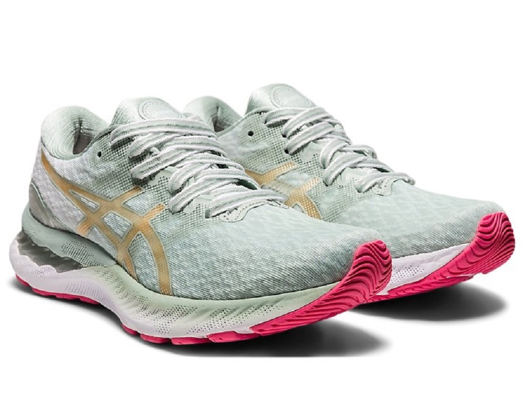 Жіночі кросівки бігові ASICS GEL-NIMBUS 23 1012A999-300