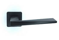 Ручка дверная межкомнатная на квадратній розетки TRION NEGRO 74 BLACK AL