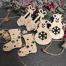 Новорічні набори іграшок, новорічні іграшки і прикраси