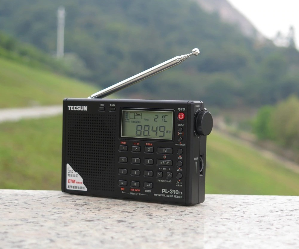 Всеволновый DSP радіоприймач Tecsun PL-310ET