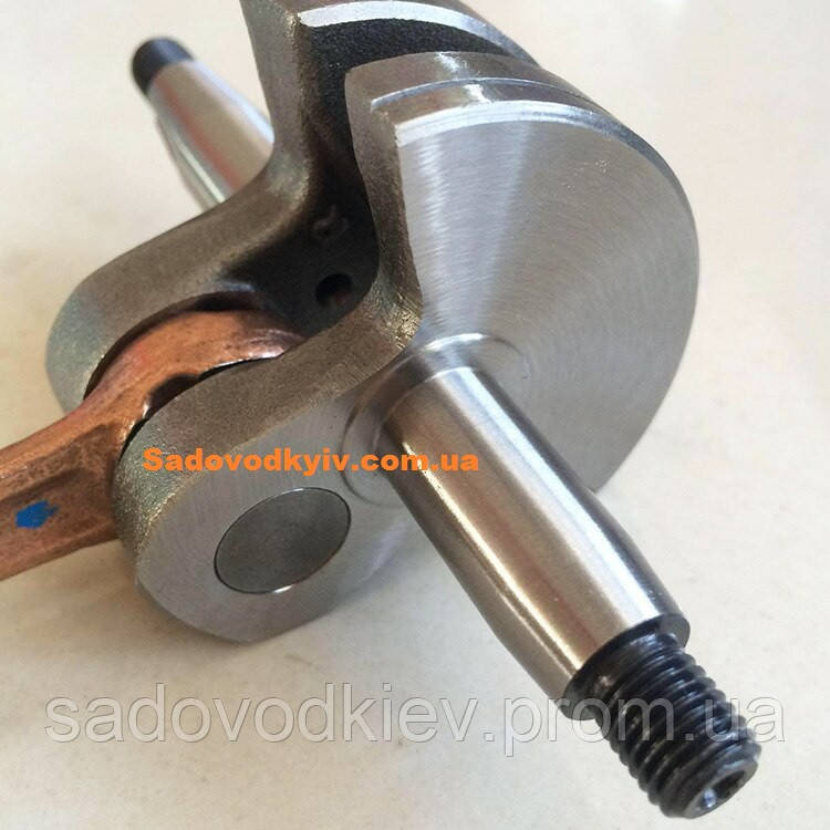 Колінвал для мотокоси Oleo-Mac Sparta 38 (61200001R)