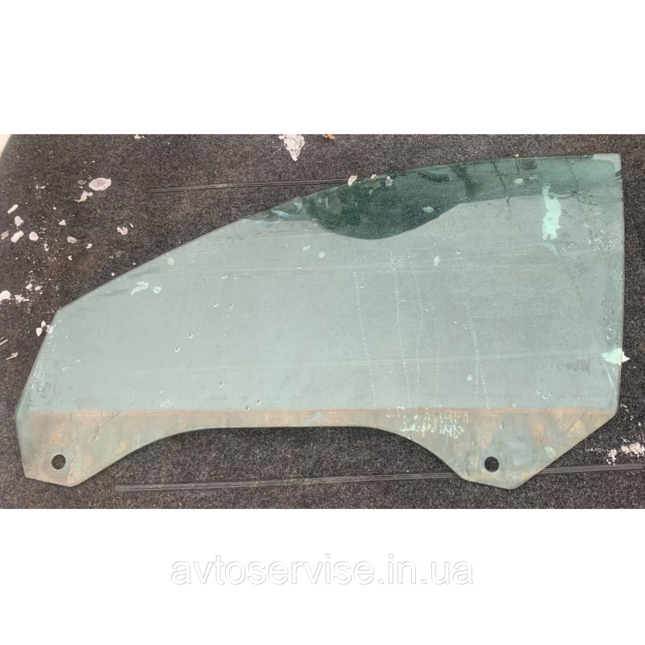 Скло дверей передньої лівої/правої Audi A6, фото 1