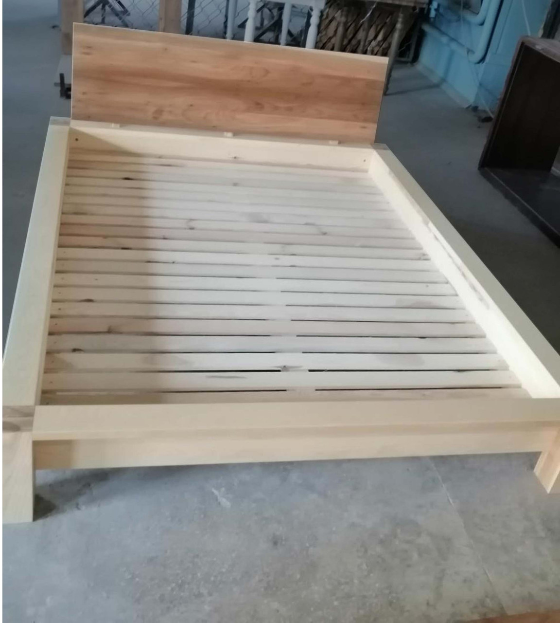 Дерев'яні ліжка в наявності, фото 1