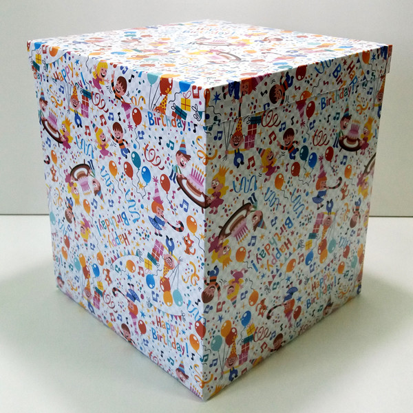 Коробочка подарункова самозбірна " Happy Birthday (гепі бездей) ".14*14*10 см