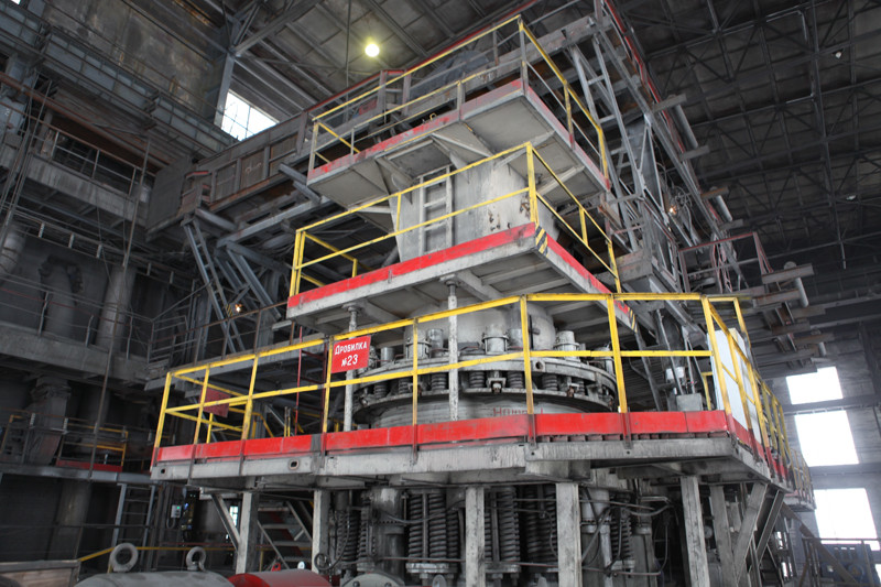 Конусний дробок середнього дроблення КСД 2200Гр