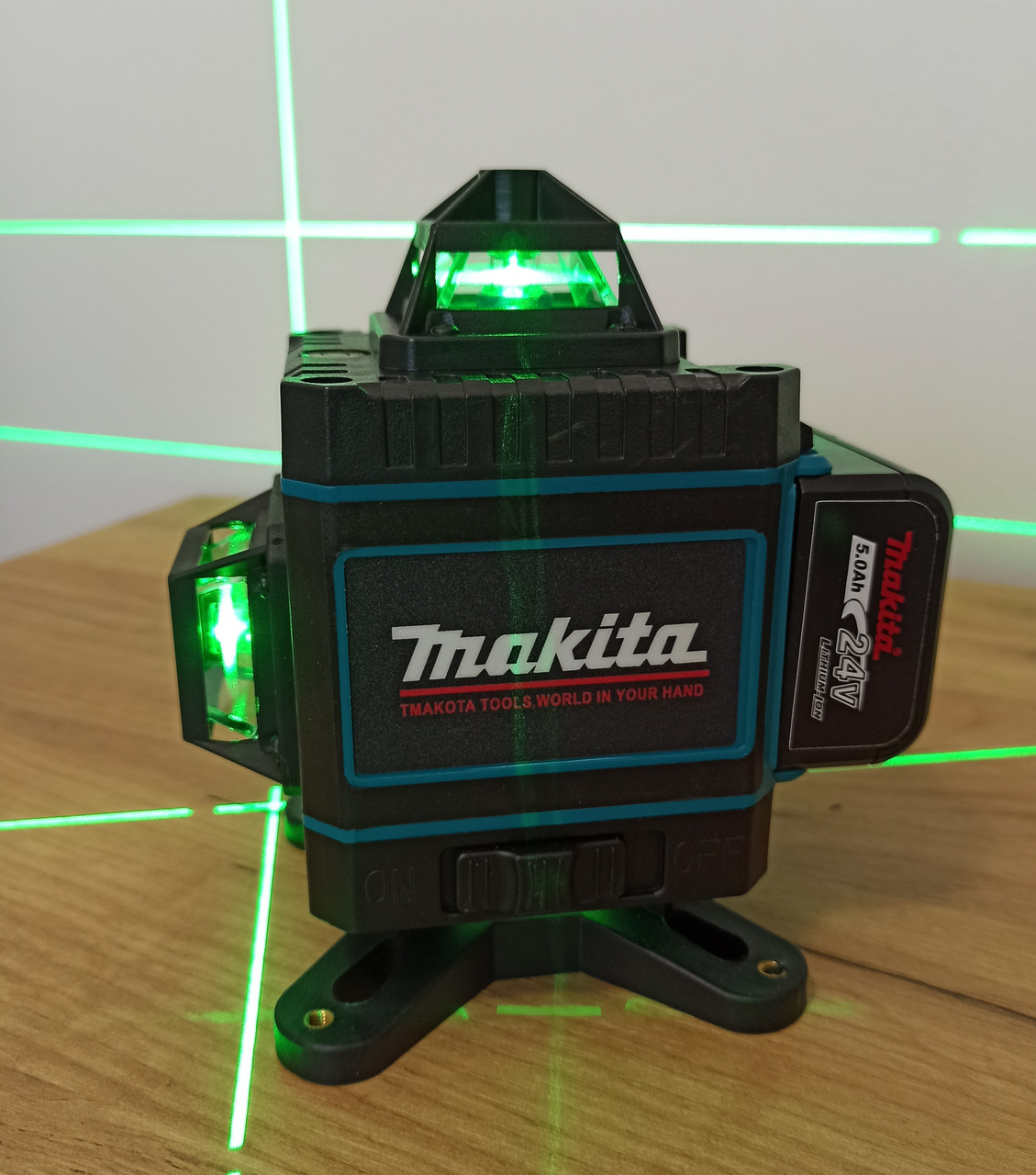 Лазерный нивелир алмаз 4д. Лазерный уровень 4d зеленый луч 16. Лазерный уровень 4d зеленый луч 16. Лазерный уровень hilda 360 4d 16 линий. Лазерный уровень 4d зеленый луч 16.