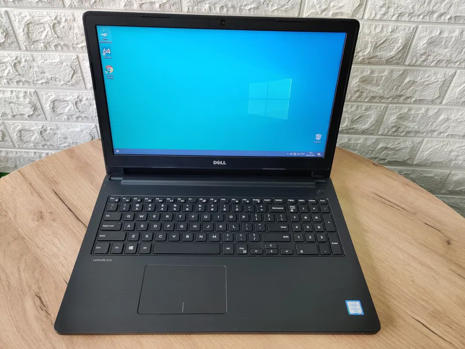 Ноутбук Dell Latitude 3570 15.6 HD/i3 6100U/8Gb/HDD500Gb/Intel HD Graphics 520