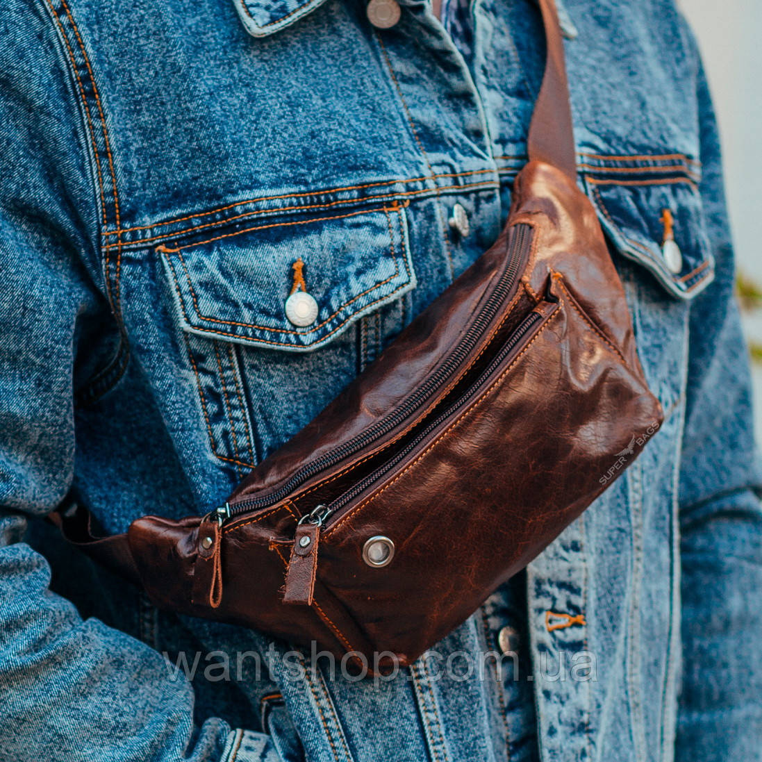 Чоловіча шкіряна сумка-бананка на пояс ST Leather A27F-027-7A Коричнева