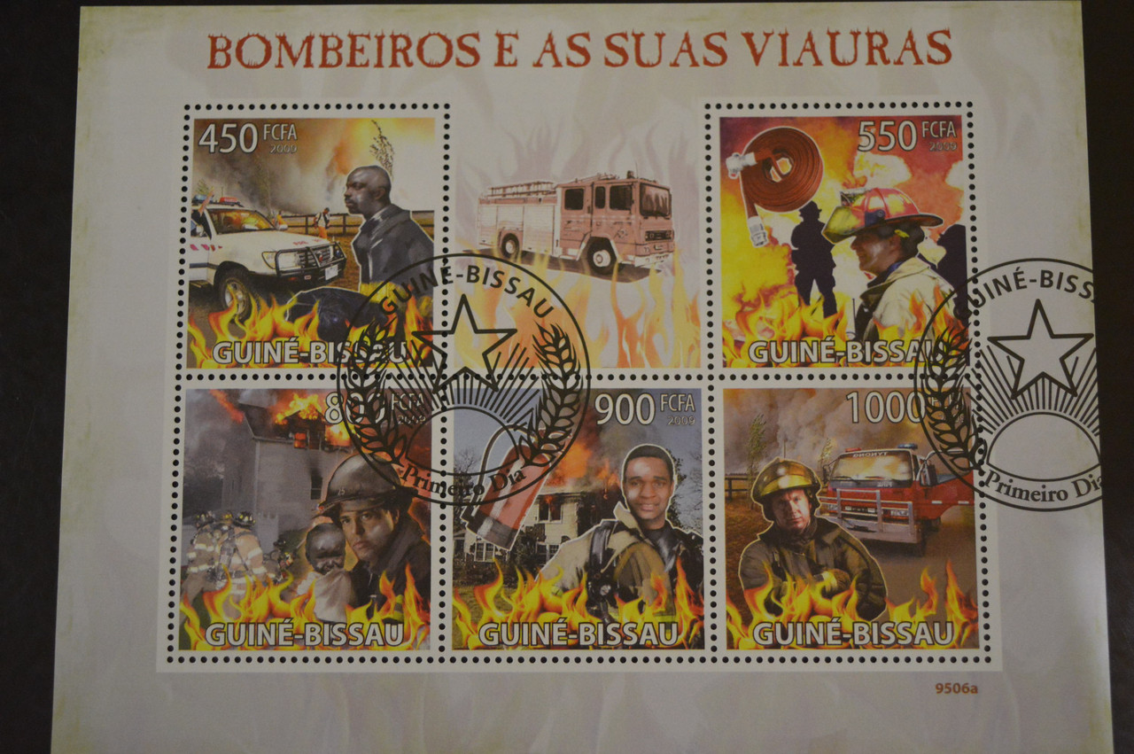 Гвінея - Бісау. Марки. Історія. Особистості. Блок. 2009 рік (В-5)