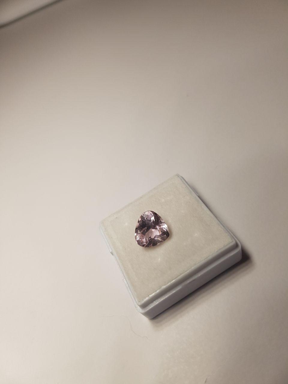 Натуральний Кунцит (Сподумен) 3.30 Сt. 8.99×9.58×6.45 мм, фото 1