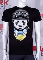 Чоловічі футболки яскраві патріотичні з українською символікою