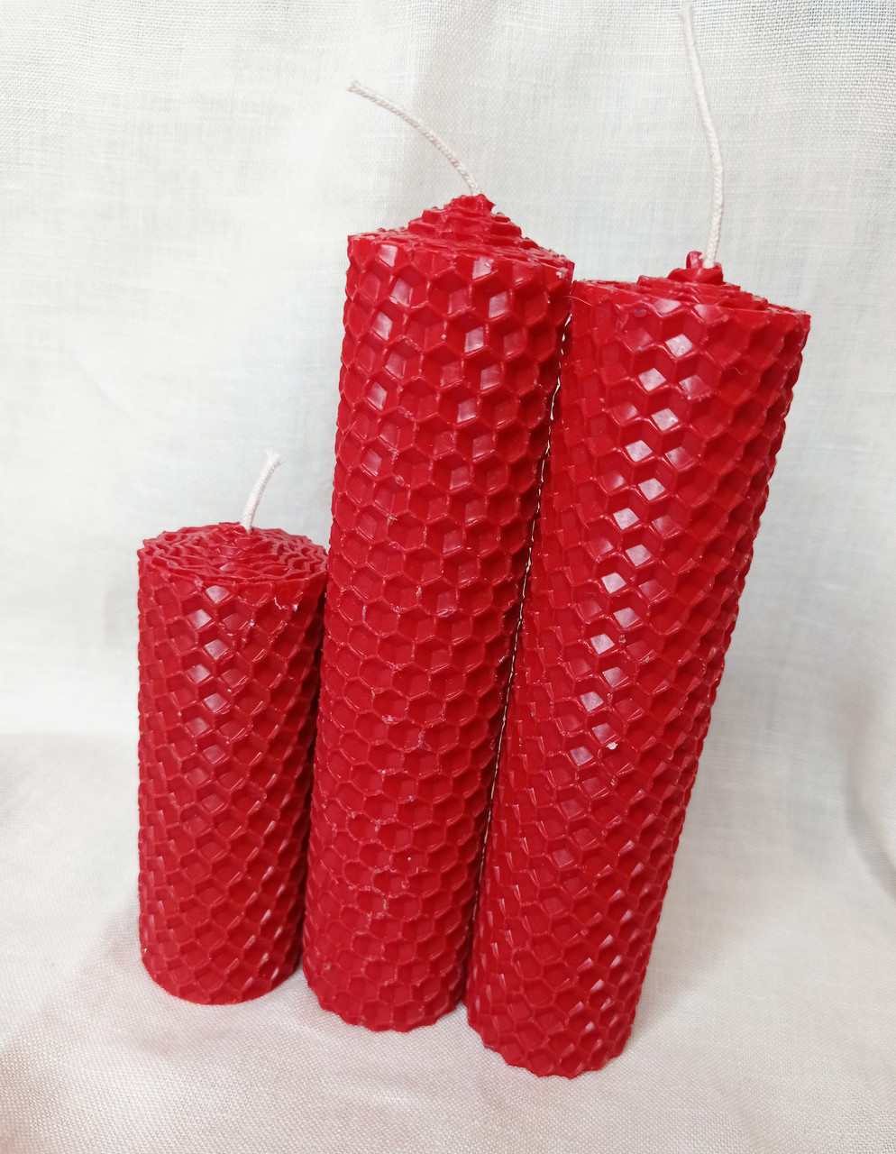 Набір свічок із вощини (ручна робота) 3 шт Червоний колір