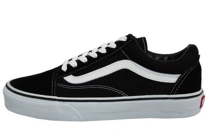 Купить Кеды VANS OLD SKHOOL черные на белой подошве с белой полоской ...