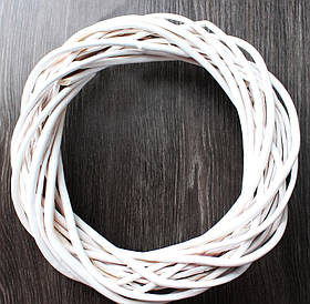 Вінок із лози білий 40 см