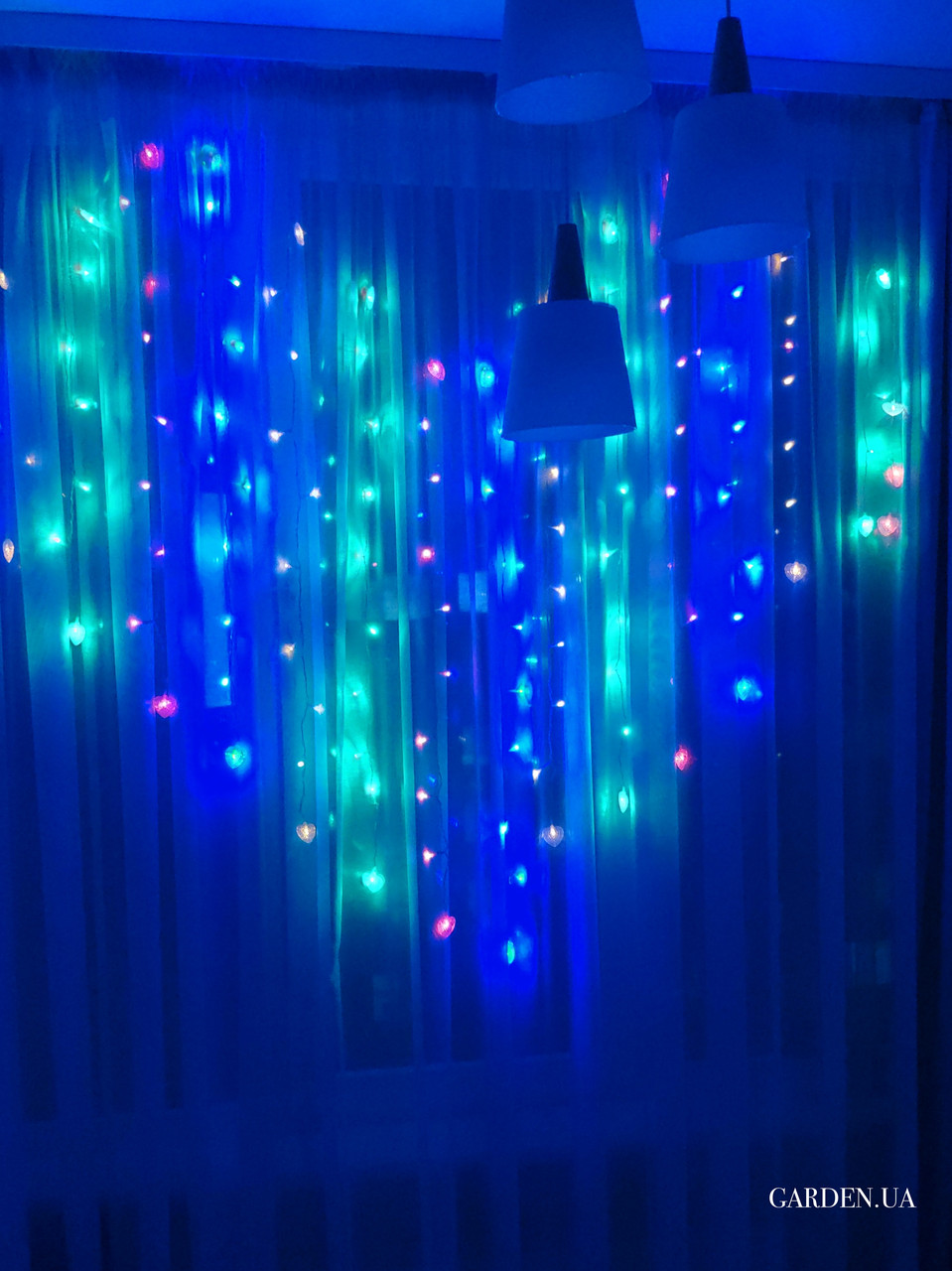 Гірлянда Серце GARDEN 2 м*1.5 м різнокольоровий. Причина уцінки - невеликі подряпини на контролері.